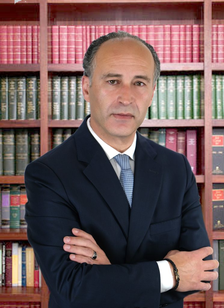 Av.-Ekrem-Hoxha-E2H-Partners-Studio-Legale-Photo Av.-Ekrem-Hoxha-E2H-Partners-Studio-Legale-Photo
