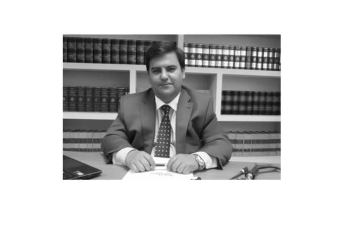 LuisMiguelMenciaGutierrez-MenciaAsociadosAbogados LuisMiguelMenciaGutierrez-MenciaAsociadosAbogados