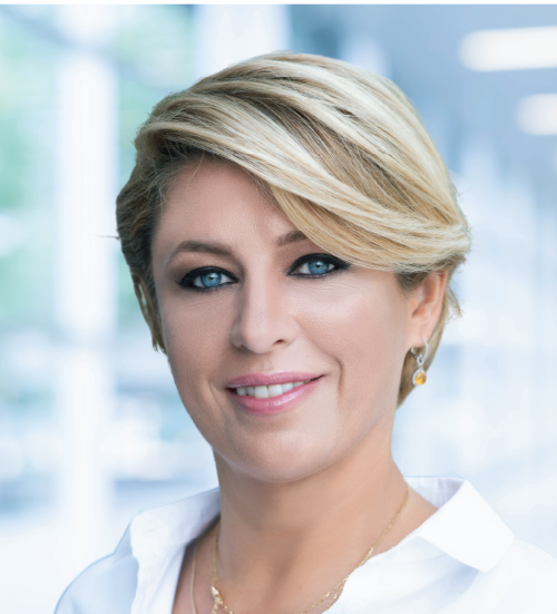 laura-toncescu-551x500 laura-toncescu-551x500