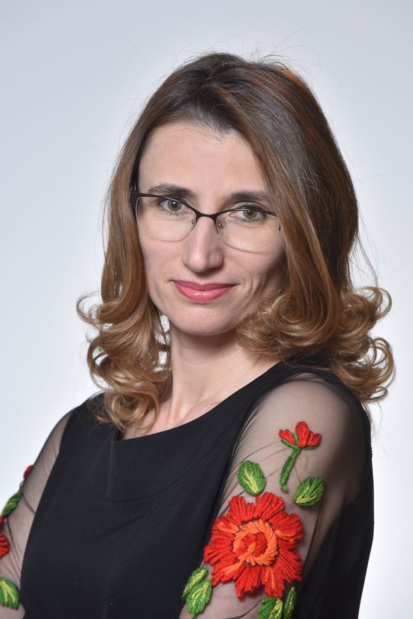 Luisiana-Dobrinescu-600X900 Luisiana-Dobrinescu-600X900
