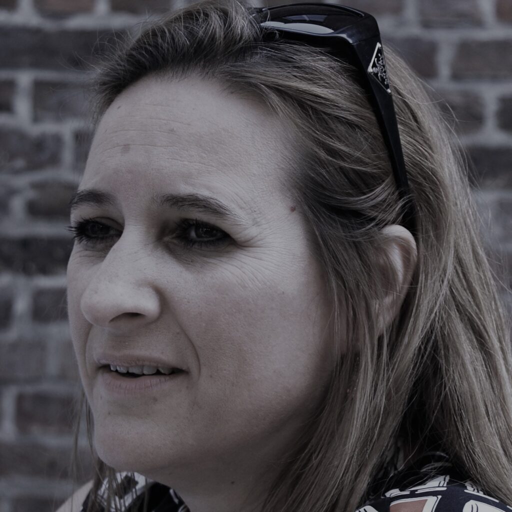 Marina_website1_grijs Marina_website1_grijs