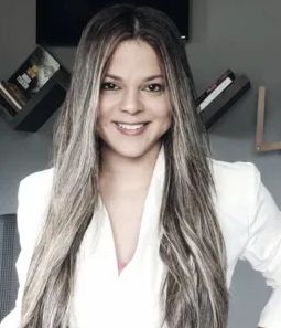 JANICE BECERRA Logo