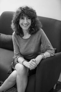 Contact Person of MANDEL PARIENTE ASSOCIES: Isabelle MARCUS MANDEL